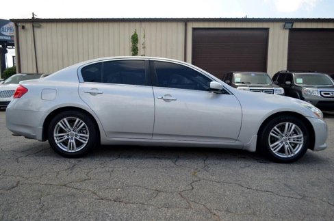 Used 2013 INFINITI G37 Journey w/ Premium Pkg image 12