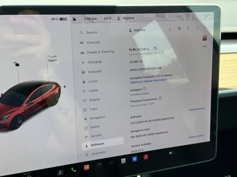 Used 2019 Tesla Model 3 Standard Range image 41