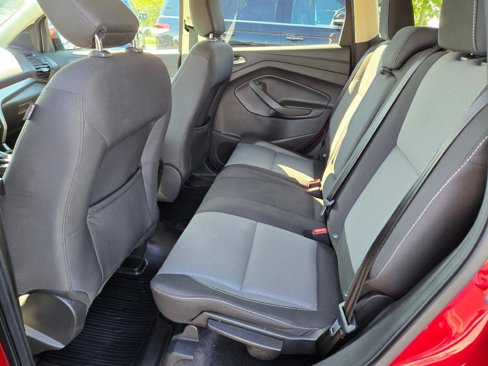 Used 2018 Ford Escape SE image 15