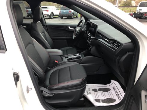 New 2025 Ford Escape ST-Line w/ Tech Pack #1 image 13