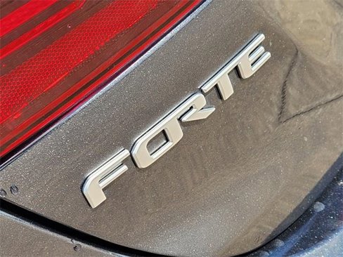 Certified 2024 Kia Forte GT-Line image 11