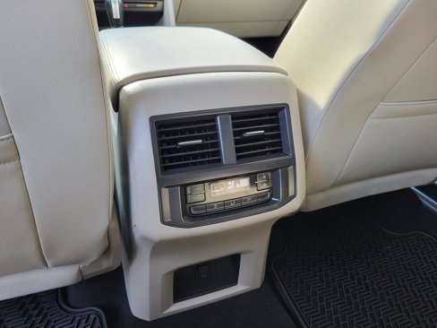 Used 2022 Volkswagen Atlas SE image 14