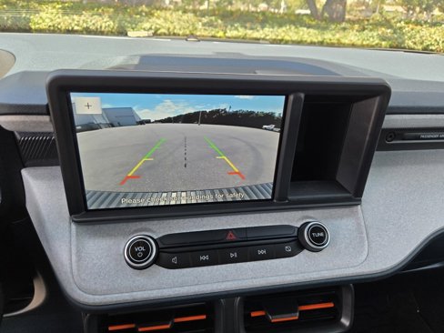 Used 2023 Ford Maverick XLT image 10