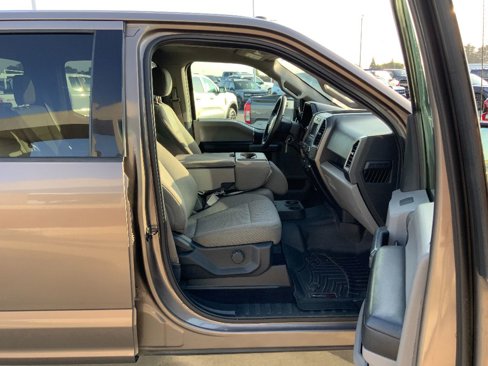 Used 2018 Ford F150 XLT image 23