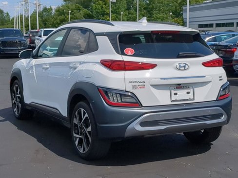 Used 2022 Hyundai Kona Limited image 4