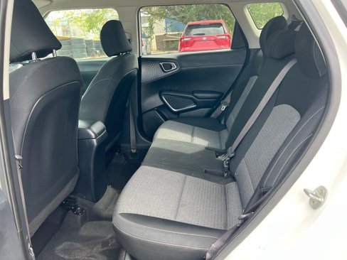 Used 2021 Kia Soul S image 25