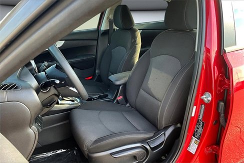 Used 2023 Kia Forte LXS image 20