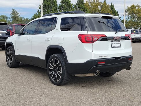 Used 2019 GMC Acadia SLT w/ Black Edition image 7
