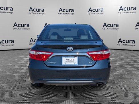 Used 2017 Toyota Camry SE image 6