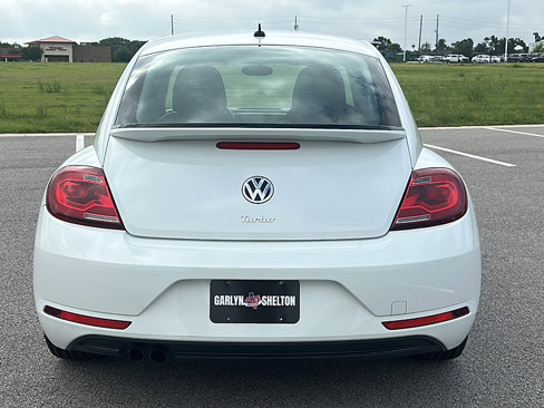 Used 2019 Volkswagen Beetle 2.0T S image 7