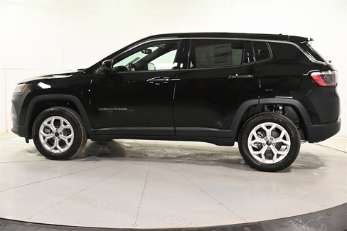 New 2025 Jeep Compass Sport image 4