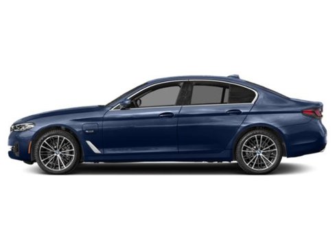 Used 2023 BMW 530e w/ Convenience Package image 4