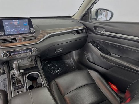 Used 2020 Nissan Altima 2.0 Platinum image 26
