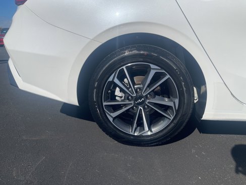 Used 2023 Kia Forte LXS image 16