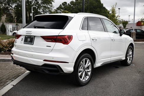 Used 2023 Audi Q3 2.0T Premium image 7