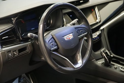Used 2020 Cadillac XT6 Sport image 12