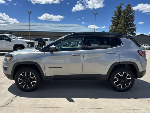 Used 2020 Jeep Compass Trailhawk image 6