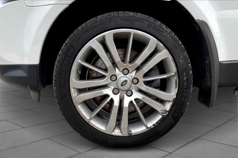 Used 2011 Land Rover Range Rover Sport HSE LUX image 10