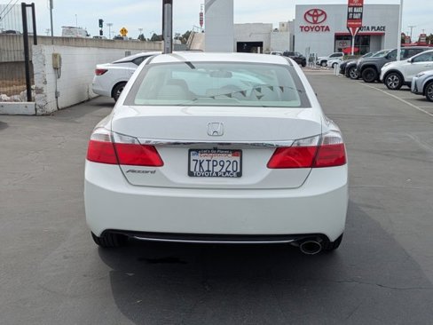 Used 2015 Honda Accord LX image 9