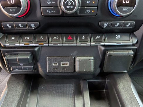 Used 2022 Chevrolet Silverado 1500 LTZ w/ LTZ Premium Texas Edition image 31