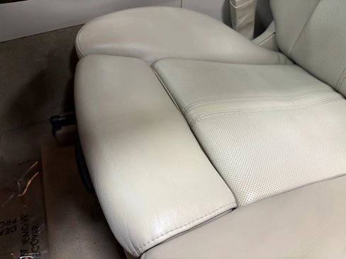 Used 2015 Cadillac SRX Luxury w/ Driver Awareness Package image 60
