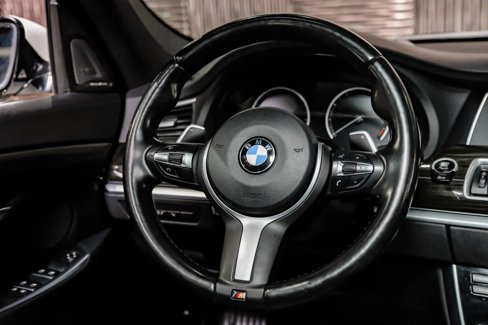 Used 2017 BMW 535i Gran Turismo xDrive image 21