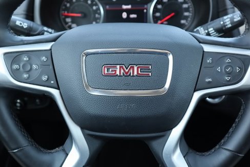 Used 2024 GMC Terrain SLT image 35