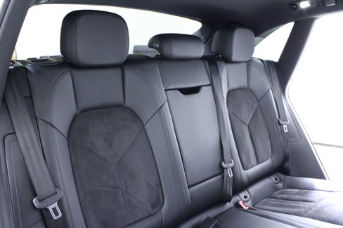 Used 2017 Porsche Macan image 15