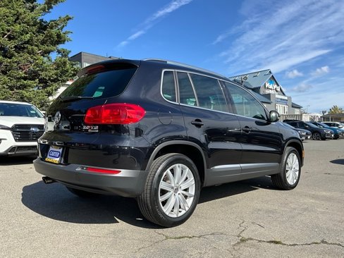 Used 2012 Volkswagen Tiguan SE image 8