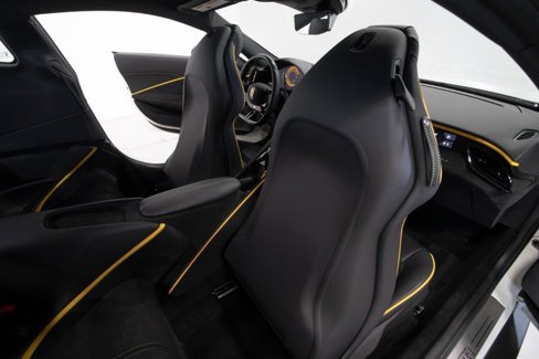 Used 2022 Ferrari Roma image 54