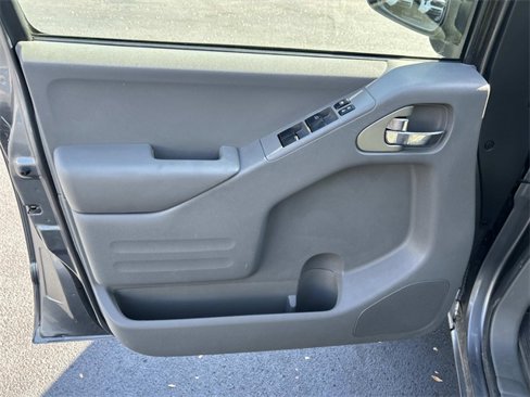 Used 2016 Nissan Frontier SV w/ SV Value Truck Package image 19