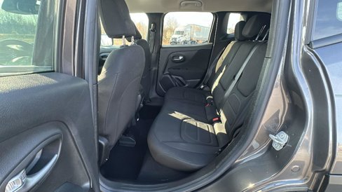 Used 2021 Jeep Renegade Latitude w/ Convenience Group image 23