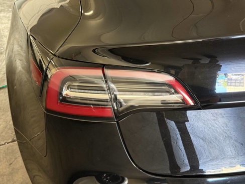 Used 2018 Tesla Model 3 Long Range image 33
