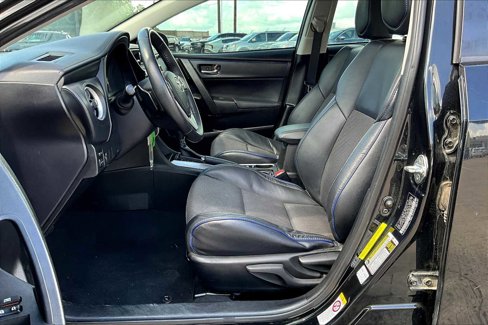 Used 2018 Toyota Corolla LE image 7