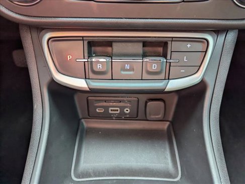 Used 2022 GMC Terrain SLE w/ Driver Convenience Package image 14