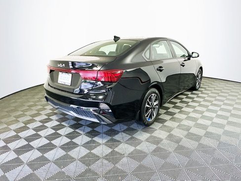 Used 2023 Kia Forte LXS w/ LXS Technology Package image 8