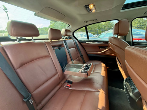 Used 2012 BMW 528i xDrive Sedan image 27