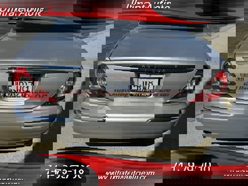 Used 2004 Jaguar XJ8 image 11
