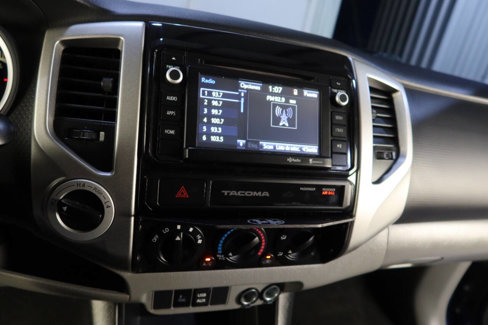 Used 2015 Toyota Tacoma 4x4 Double Cab w/ TRD Off-Road Package image 21