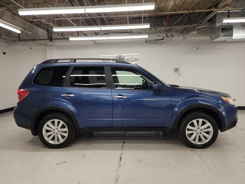 Used 2011 Subaru Forester 2.5X Limited w/ Utility Pkg image 4