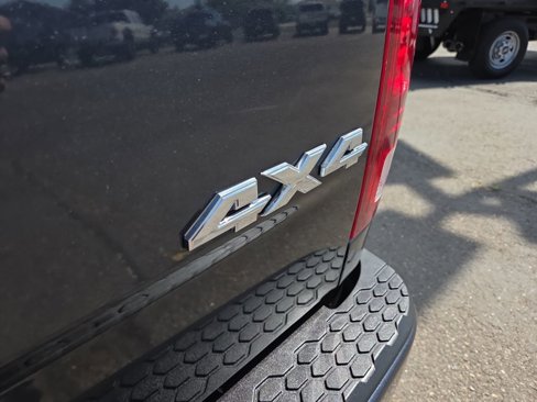 Used 2014 RAM 1500 Sport image 12