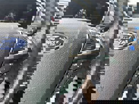 Used 2019 Ford Fusion SEL image 20