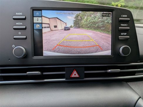 New 2025 Hyundai Elantra SE image 21