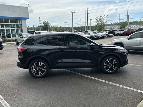Used 2022 Ford Escape SEL w/ SEL Stealth AWD Package image 7