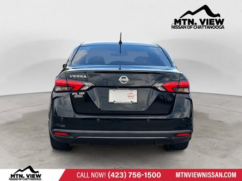 Used 2021 Nissan Versa S image 4