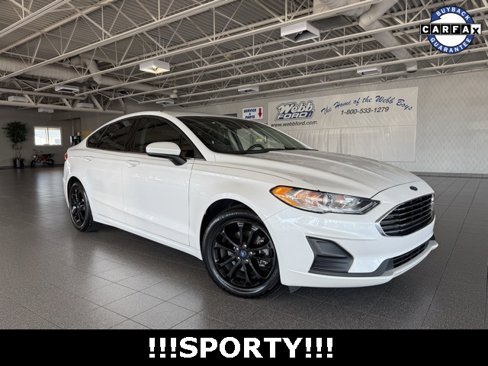 Used 2020 Ford Fusion SE image 2