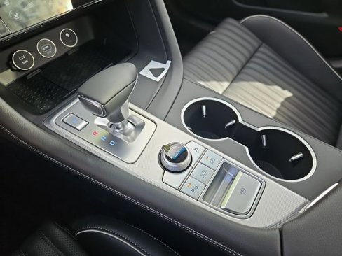New 2026 Genesis G70 2.5T Prestige image 11