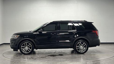 Used 2017 Ford Explorer Sport w/ Equipment Group 401A image 5