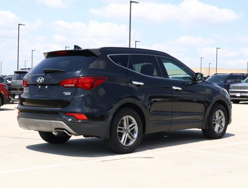 Used 2017 Hyundai Santa Fe Sport image 4