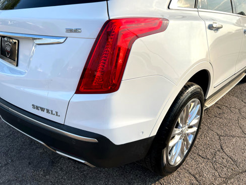 Used 2017 Cadillac XT5 Platinum w/ Driver Assist Package image 25